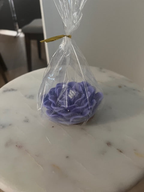 Rose candle
